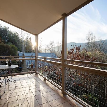Chestnut Tree Holiday Units Bright Buitenkant foto