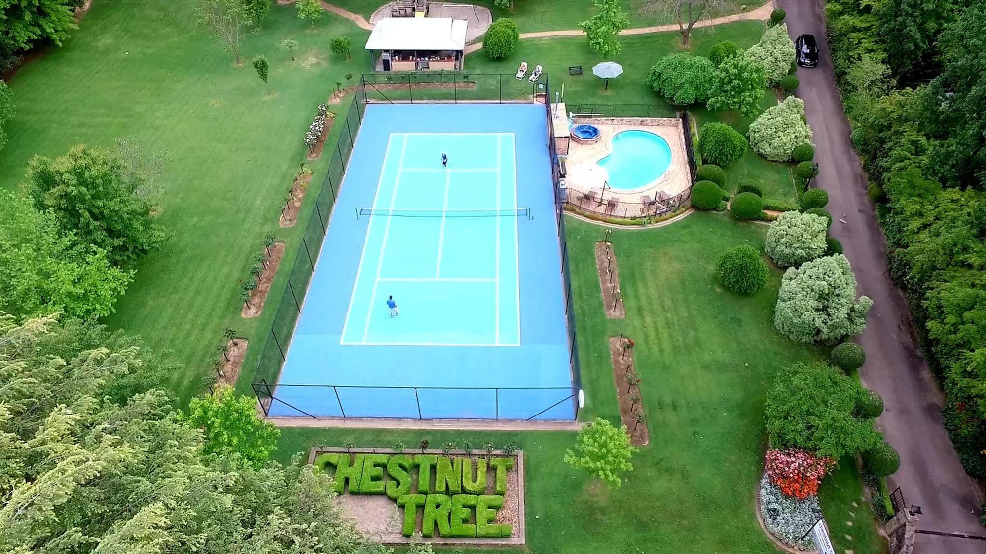 Chestnut Tree Holiday Units Bright Buitenkant foto